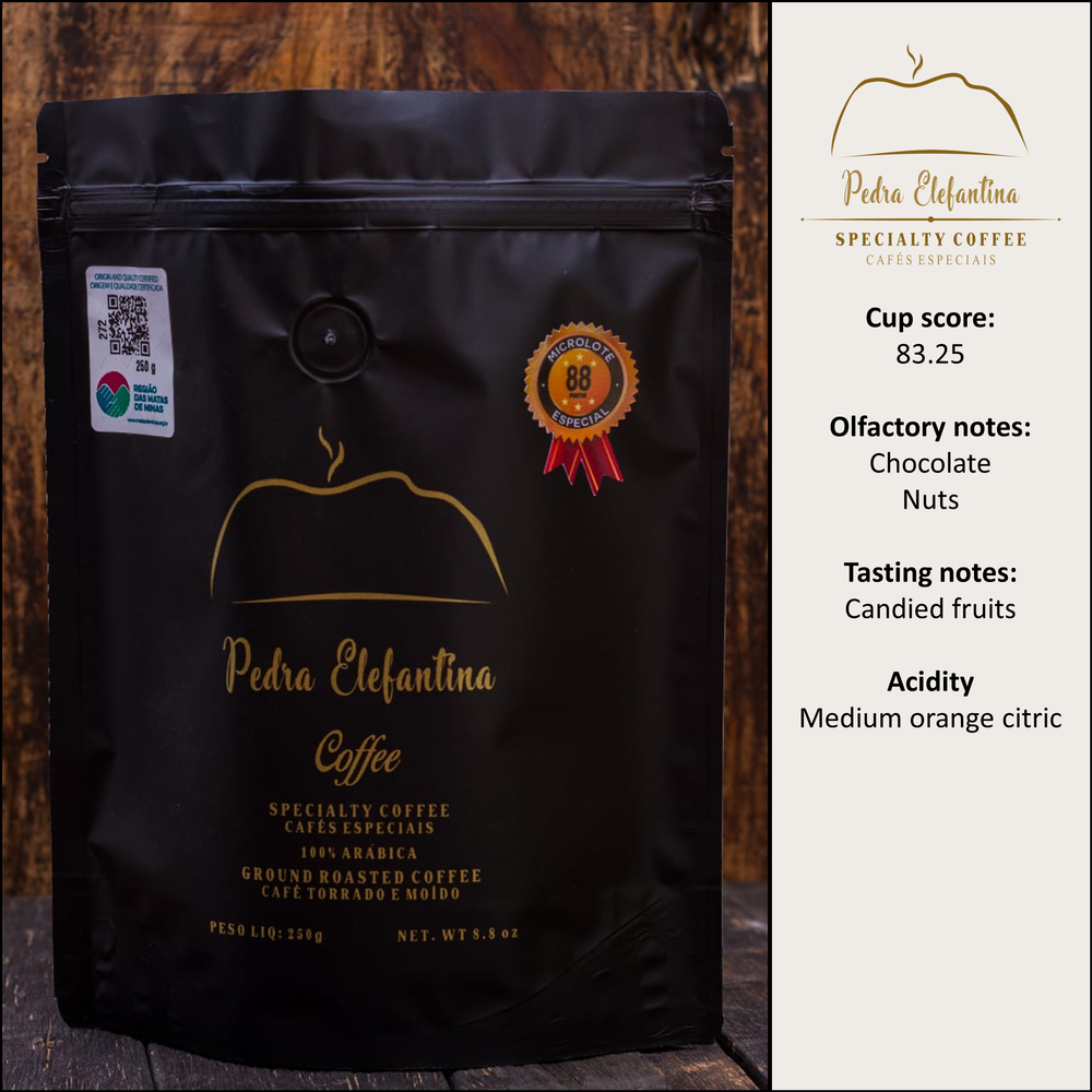 Imballaggio di Caffe Specialty Pedra Elefantina con 83,25 punti di cup score. Acquista su ArrudaNappi.it